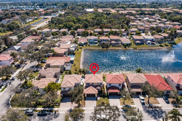 3944 Crescent Creek Drive, Coconut Creek, FL 33073