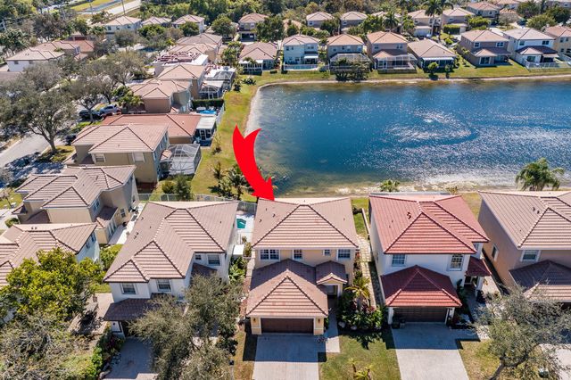 3944 Crescent Creek Drive, Coconut Creek, FL 33073