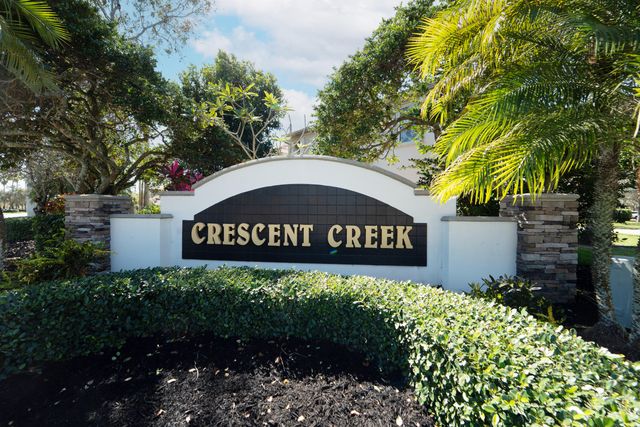3944 Crescent Creek Drive, Coconut Creek, FL 33073