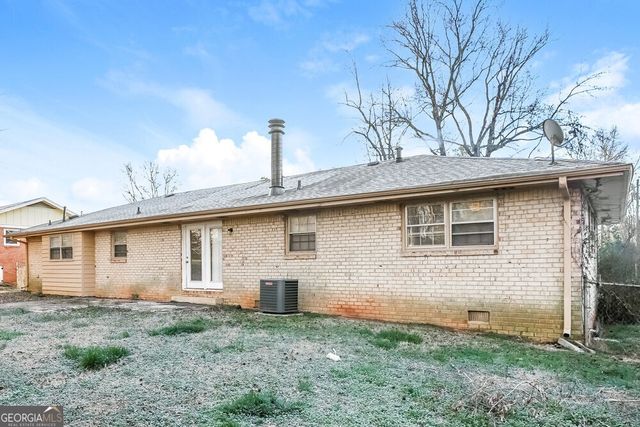 5253 Corinth Drive, Stone Mountain, GA 30087