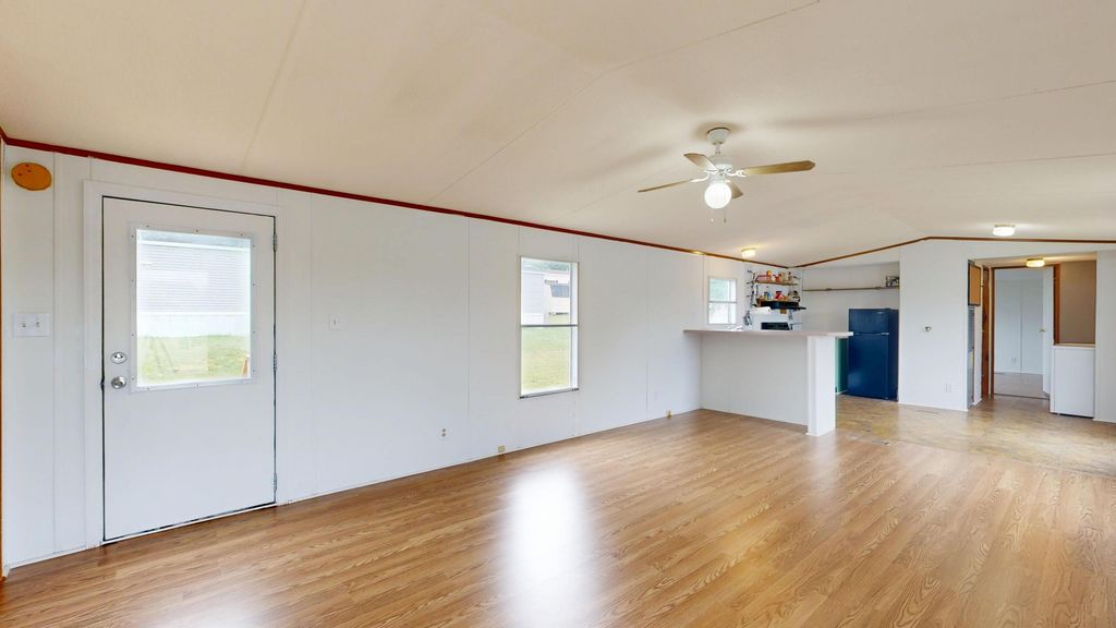 18 Purington Avenue, Mechanic Falls, ME 04256 — photo 5