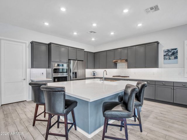 17314 W LOMA Lane, Waddell, AZ 85355