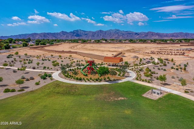 17314 W LOMA Lane, Waddell, AZ 85355