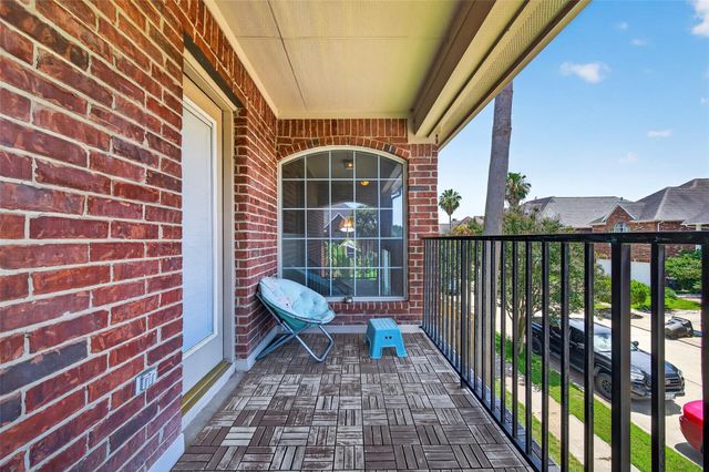 3655 Royal Royce Drive, Houston, TX 77042