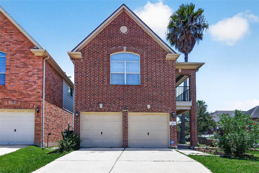 3655 Royal Royce Drive, Houston, TX 77042