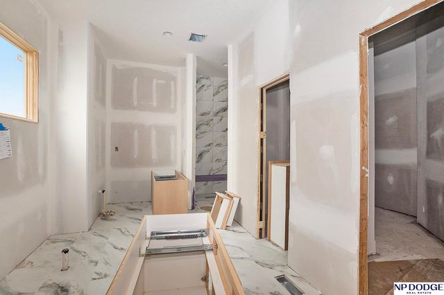 3314 S 212 Street, Elkhorn, NE 68022