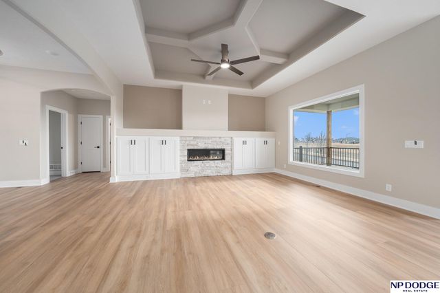 3314 S 212 Street, Elkhorn, NE 68022