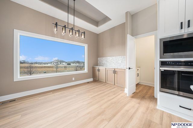 3314 S 212 Street, Elkhorn, NE 68022