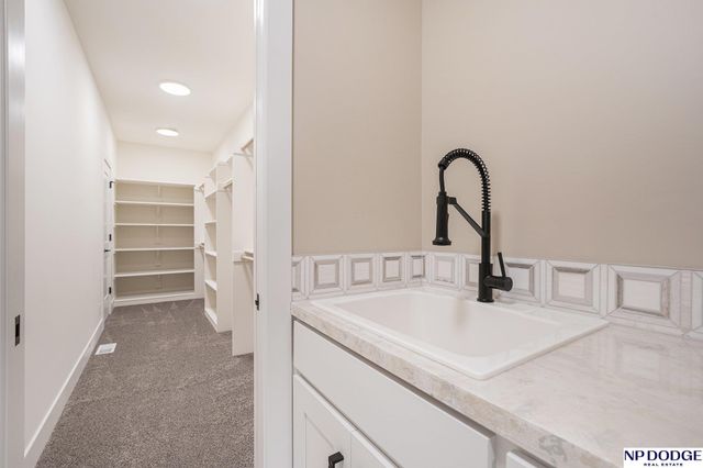 3314 S 212 Street, Elkhorn, NE 68022