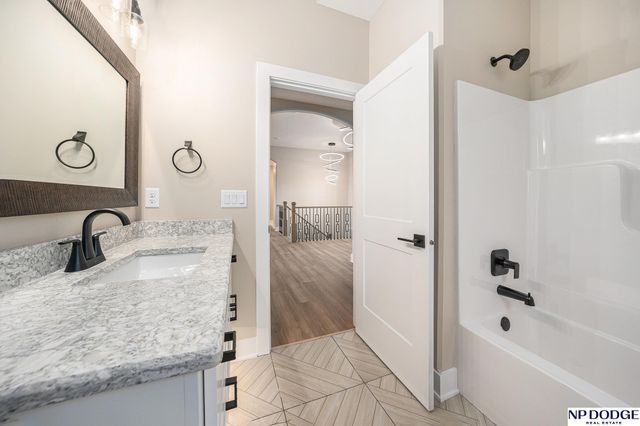 3314 S 212 Street, Elkhorn, NE 68022