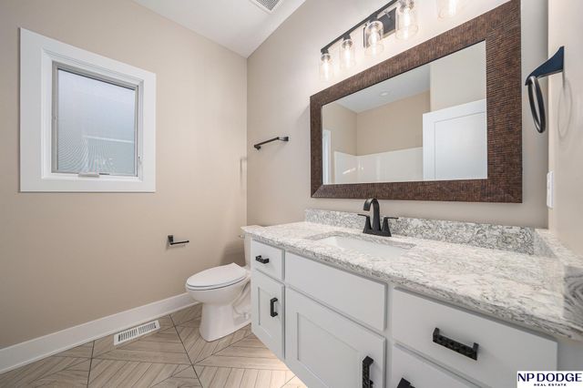 3314 S 212 Street, Elkhorn, NE 68022