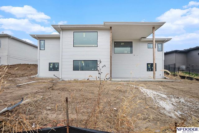 3314 S 212 Street, Elkhorn, NE 68022