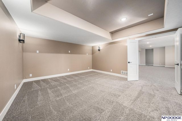 3314 S 212 Street, Elkhorn, NE 68022