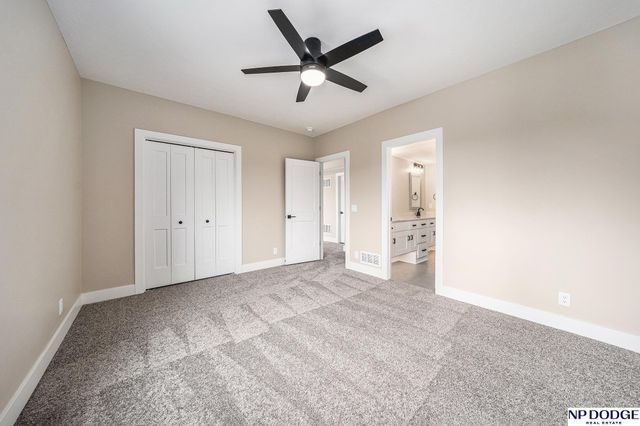 3314 S 212 Street, Elkhorn, NE 68022