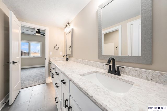 3314 S 212 Street, Elkhorn, NE 68022