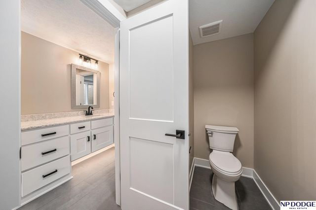 3314 S 212 Street, Elkhorn, NE 68022