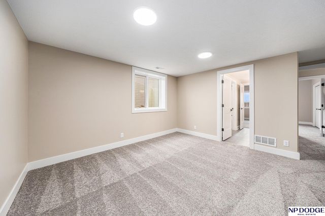 3314 S 212 Street, Elkhorn, NE 68022