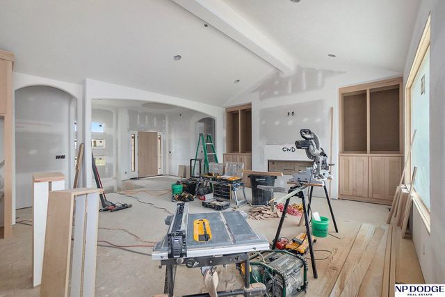 3314 S 212 Street, Elkhorn, NE 68022