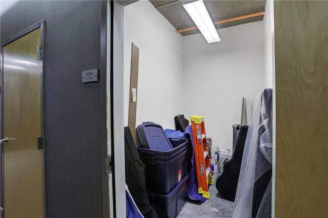 250 Pharr NE Road 2005, Atlanta, GA 30305