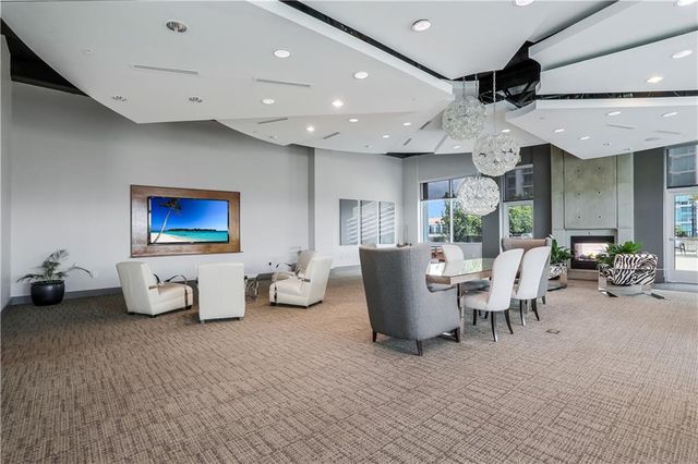 250 Pharr NE Road 2005, Atlanta, GA 30305