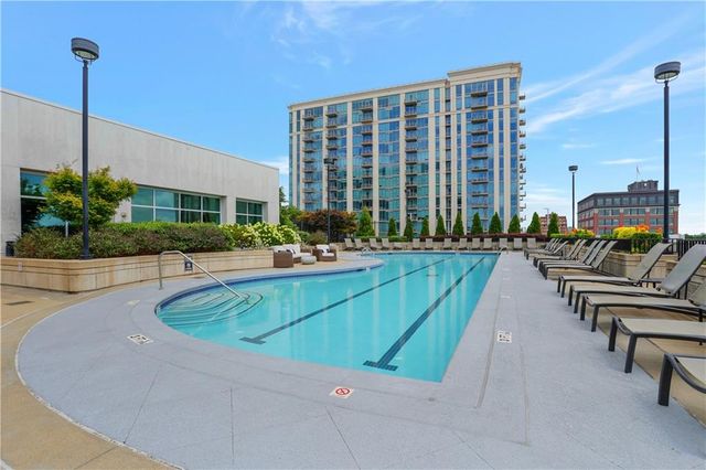 250 Pharr NE Road 2005, Atlanta, GA 30305