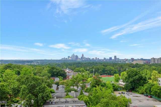 250 Pharr NE Road 2005, Atlanta, GA 30305