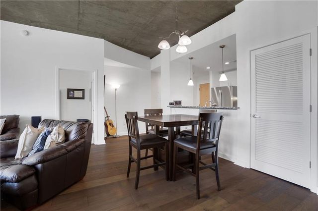 250 Pharr NE Road 2005, Atlanta, GA 30305