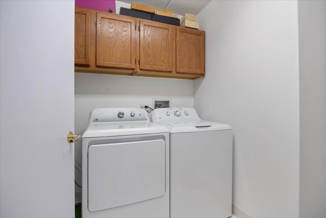 5360 N Lowell Avenue 311, Chicago, IL 60630