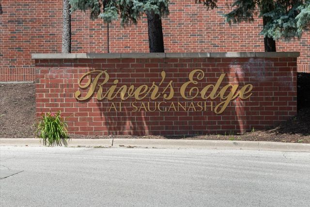 5360 N Lowell Avenue 311, Chicago, IL 60630