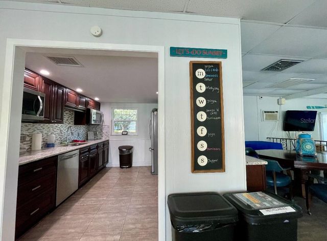 920 VIRGINIA STREET 303, Dunedin, FL 34698