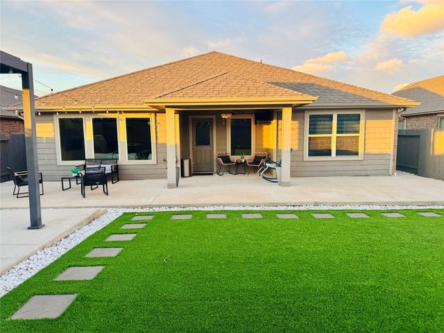 18227 Grayson Bluff Way, Richmond, TX 77407