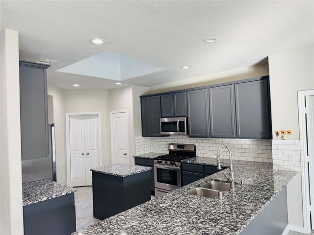 18227 Grayson Bluff Way, Richmond, TX 77407