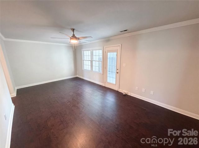 8042 Regent Park Lane, Charlotte, NC 28210