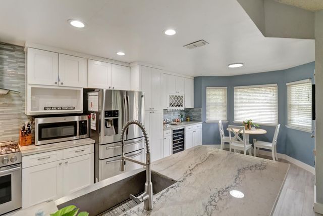 6679 Foxwood Ct, Citrus Heights, CA 95621