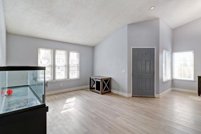 6679 Foxwood Ct, Citrus Heights, CA 95621