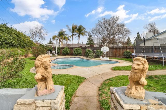 6679 Foxwood Ct, Citrus Heights, CA 95621