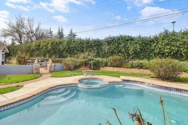 6679 Foxwood Ct, Citrus Heights, CA 95621