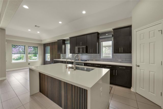 10919 Walts Run Lane, Cypress, TX 77433