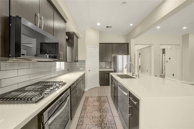 10919 Walts Run Lane, Cypress, TX 77433