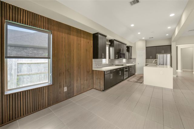 10919 Walts Run Lane, Cypress, TX 77433