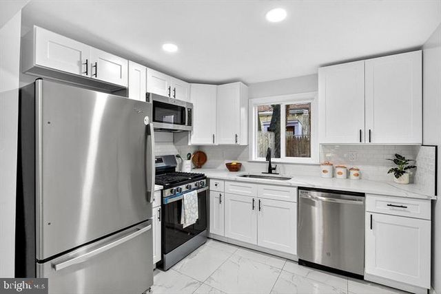 903 KIRKWOOD ST, Wilmington, DE 19801