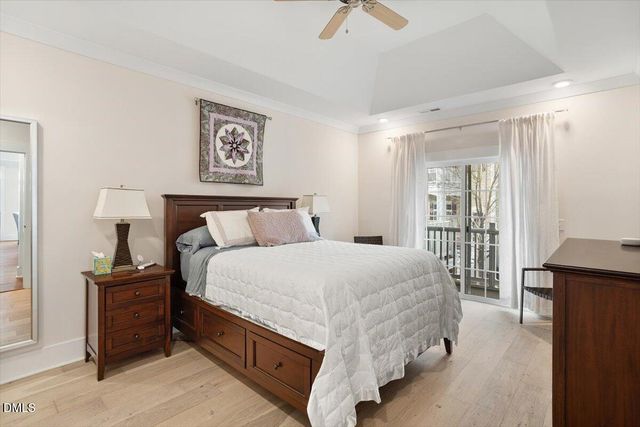 10530 Sablewood Drive 215, Raleigh, NC 27617