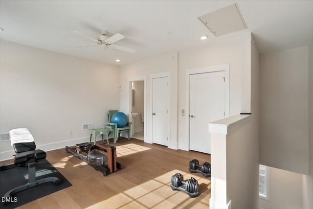 10530 Sablewood Drive 215, Raleigh, NC 27617