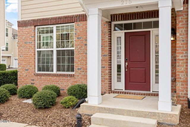 10530 Sablewood Drive 215, Raleigh, NC 27617