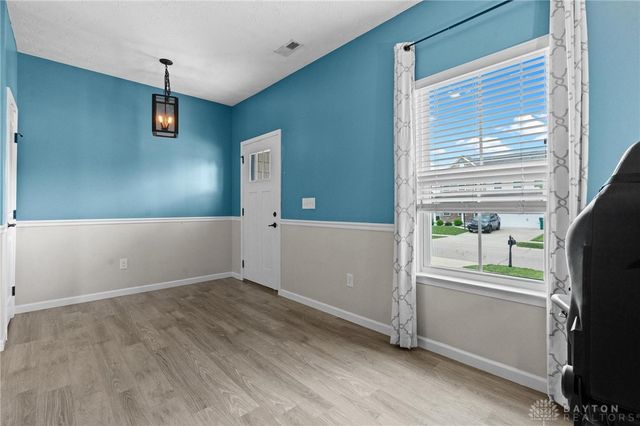 2843 Ridge View Court, Beavercreek Twp, OH 45385