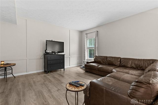 2843 Ridge View Court, Beavercreek Twp, OH 45385