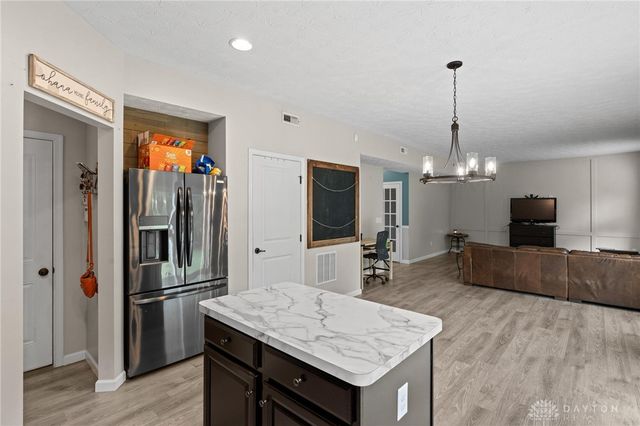 2843 Ridge View Court, Beavercreek Twp, OH 45385