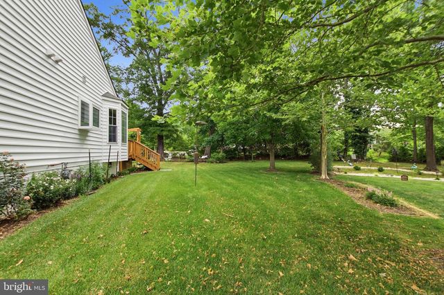 12941 TORCHLIGHT DR, Woodbridge, VA 22193