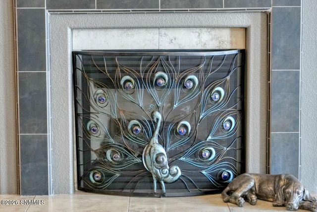 810 Roadrunner Circle, Las Cruces, NM 88011