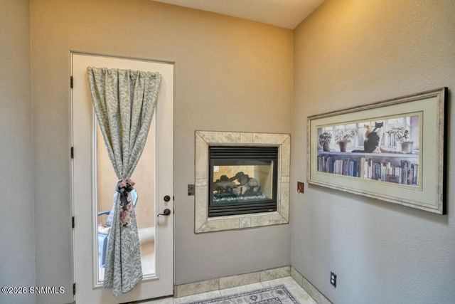 810 Roadrunner Circle, Las Cruces, NM 88011